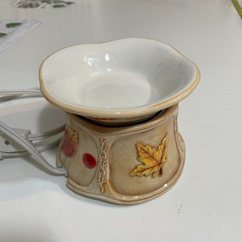 Yankee Candle Wax Burner Electric Autumn Leaves Ceramic